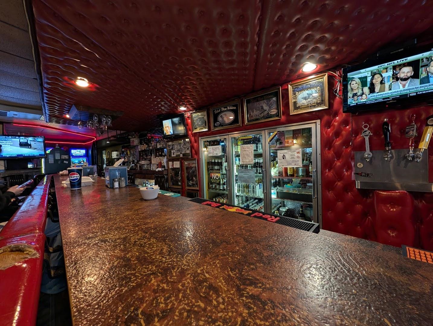 Oasis Lounge Eatery & Casino